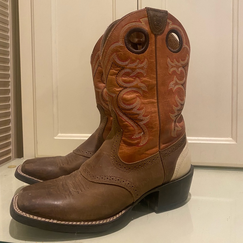 Aritat Cowboy Boots